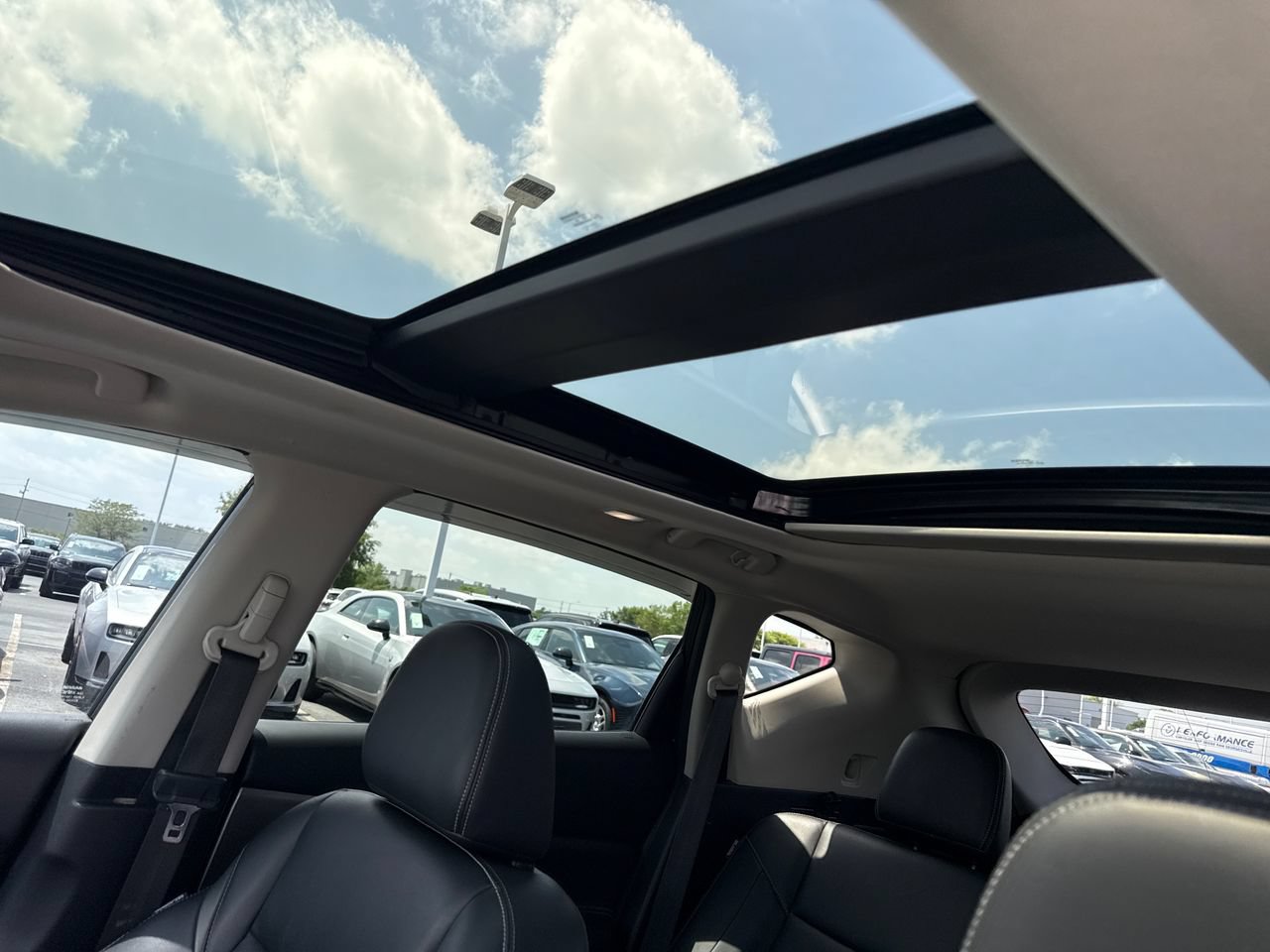 Used 2019 Nissan Murano SL AWD/4WD image 14