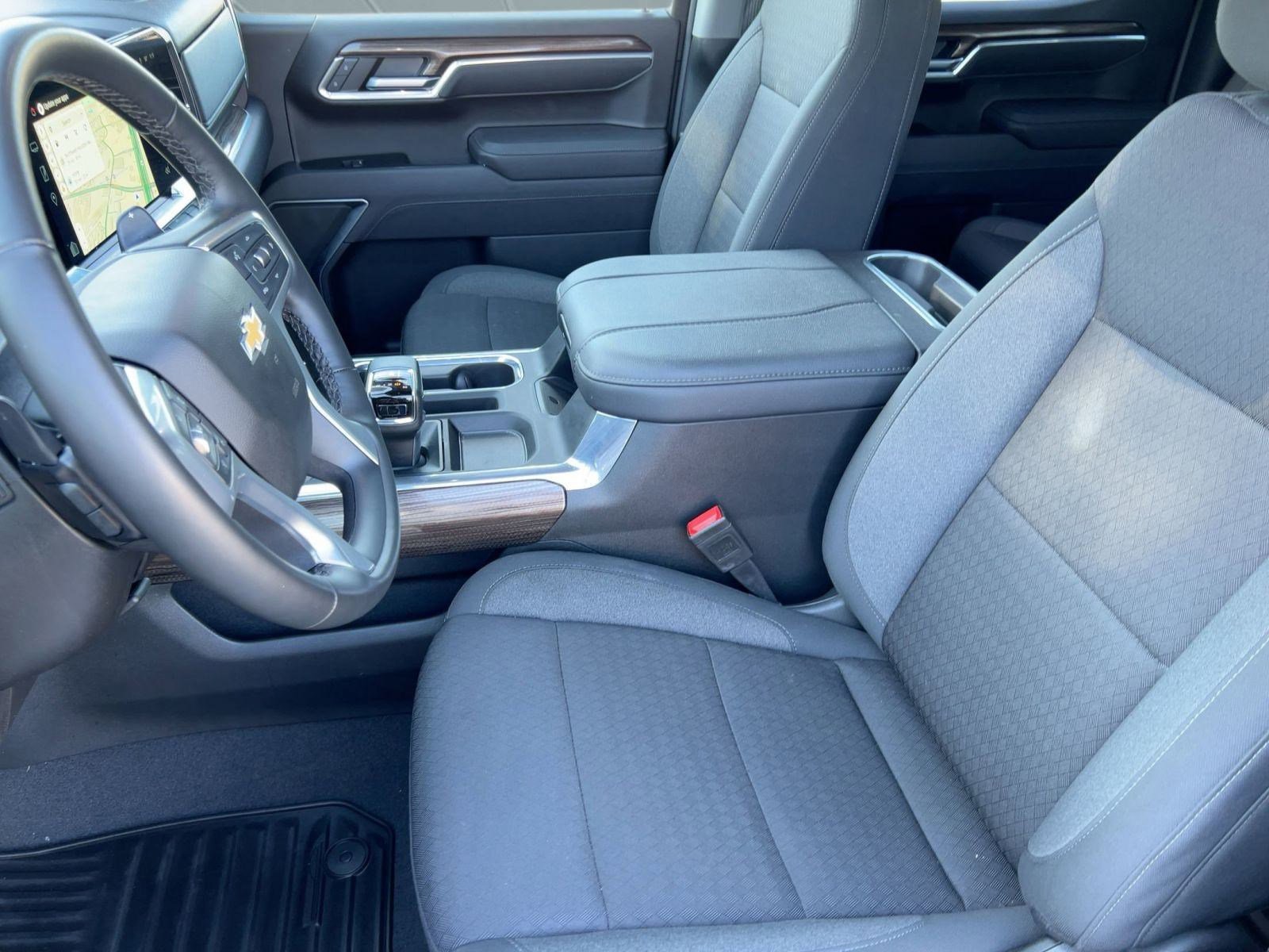 Certified 2025 Chevrolet Silverado 1500 LT w/ Texas Edition Plus image 5