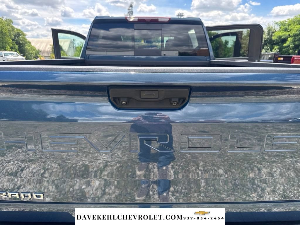 Used 2024 Chevrolet Silverado 2500 LTZ w/ LTZ Plus Package AWD/4WD image 43