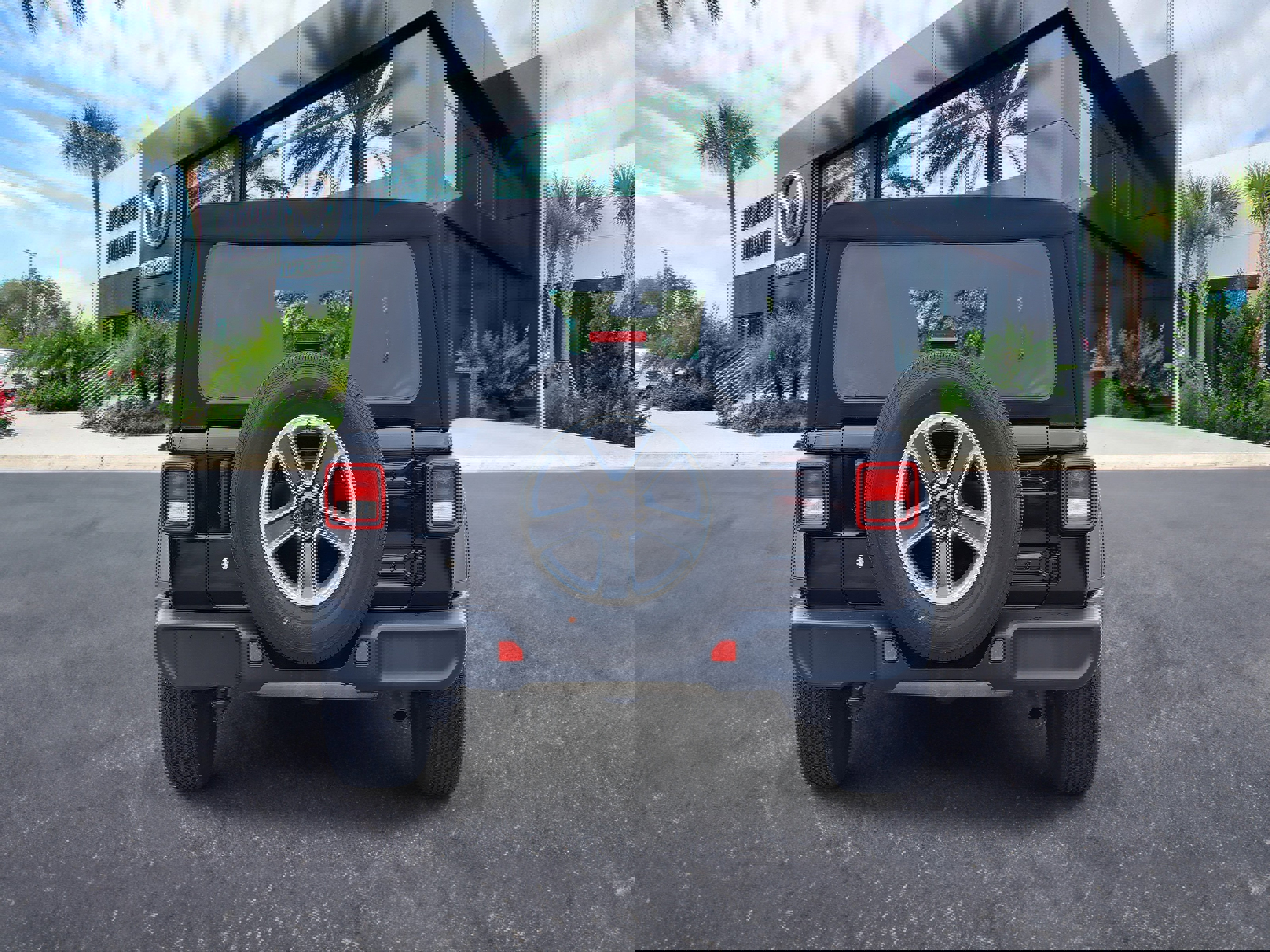 Used 2018 Jeep Wrangler Unlimited Sahara image 4