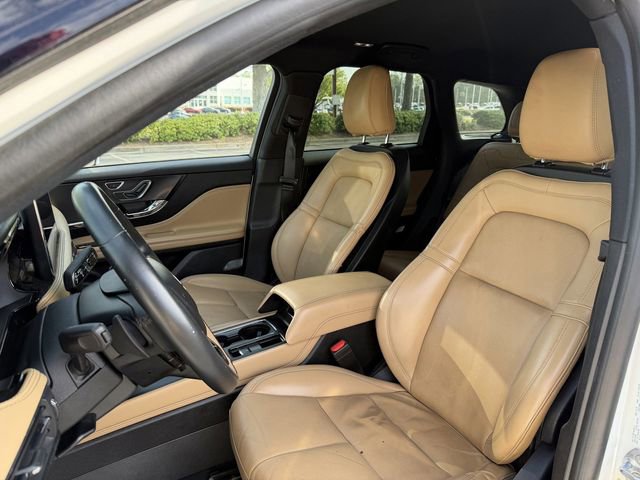 Used 2023 Lincoln Corsair Reserve w/ Jet Appearance Package image 28