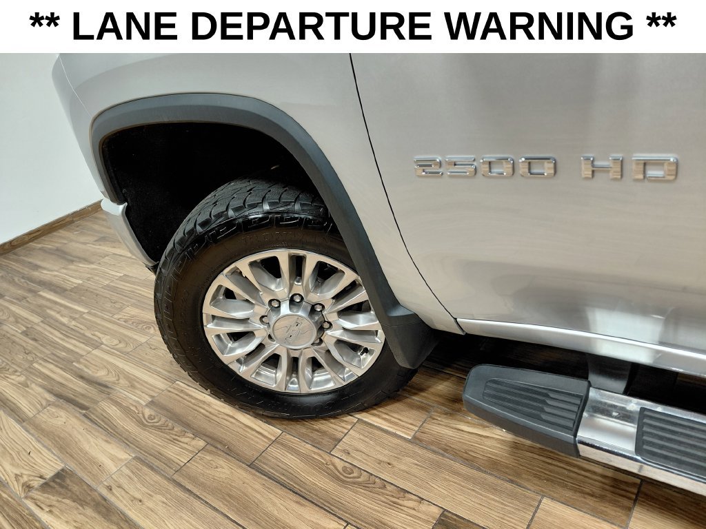 Used 2022 Chevrolet Silverado 2500 High Country AWD/4WD image 16