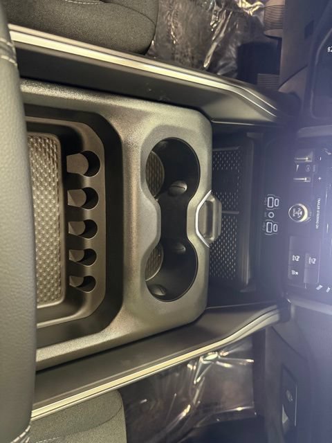 Used 2025 RAM 1500 Big Horn AWD/4WD image 25
