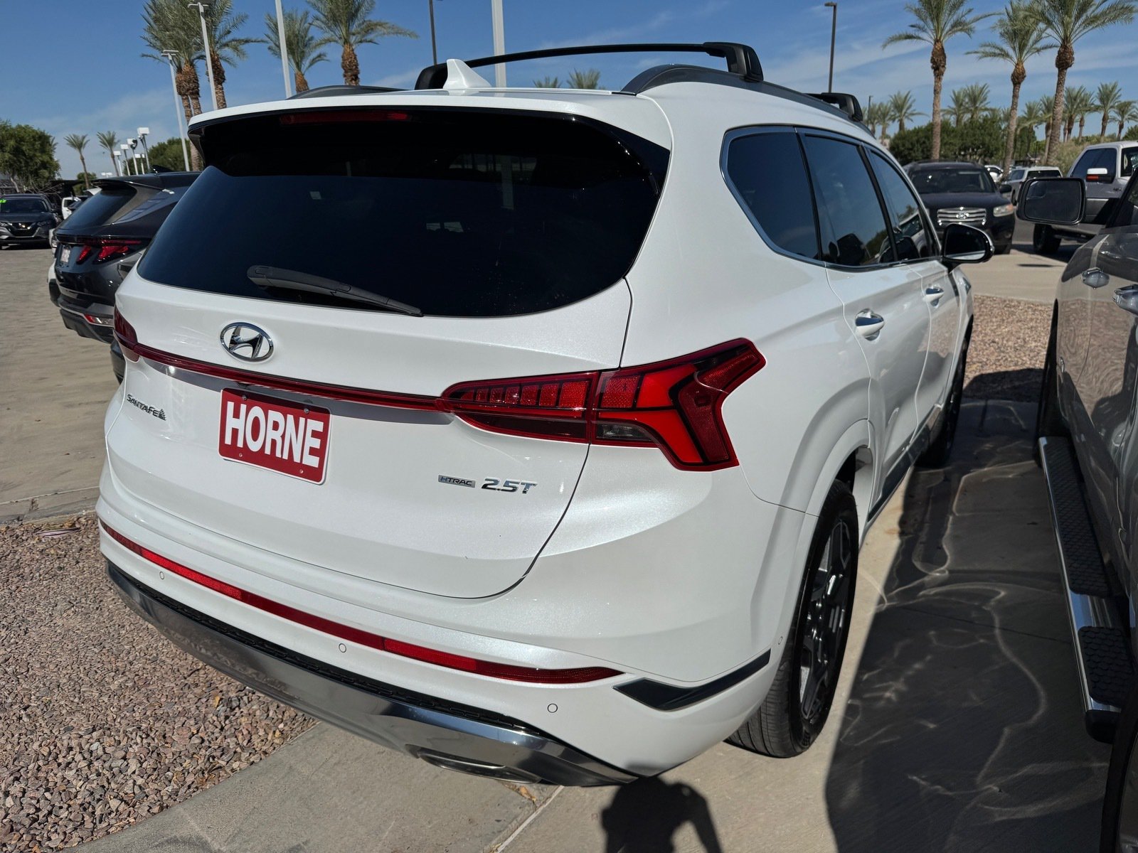 Used 2021 Hyundai Santa Fe Calligraphy AWD/4WD image 4