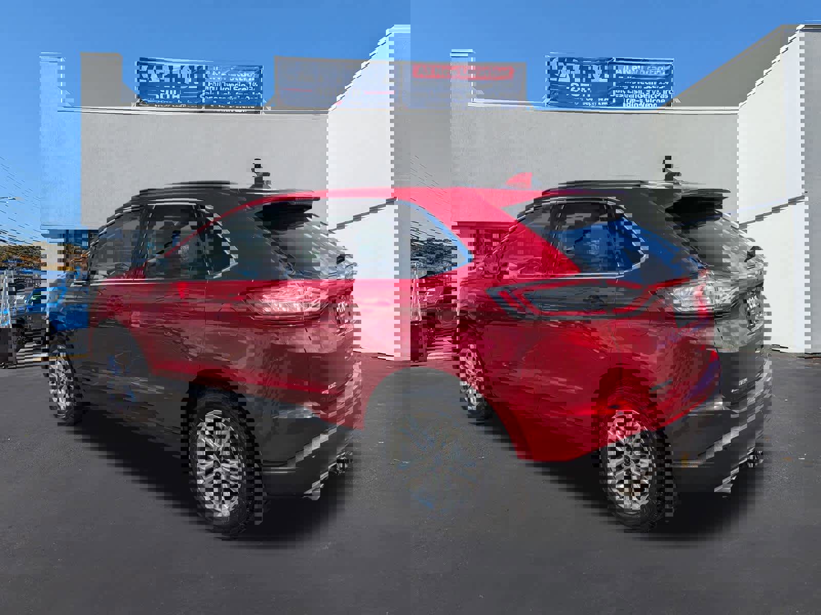 Used 2015 Ford Edge SEL w/ Equipment Group 201A image 4