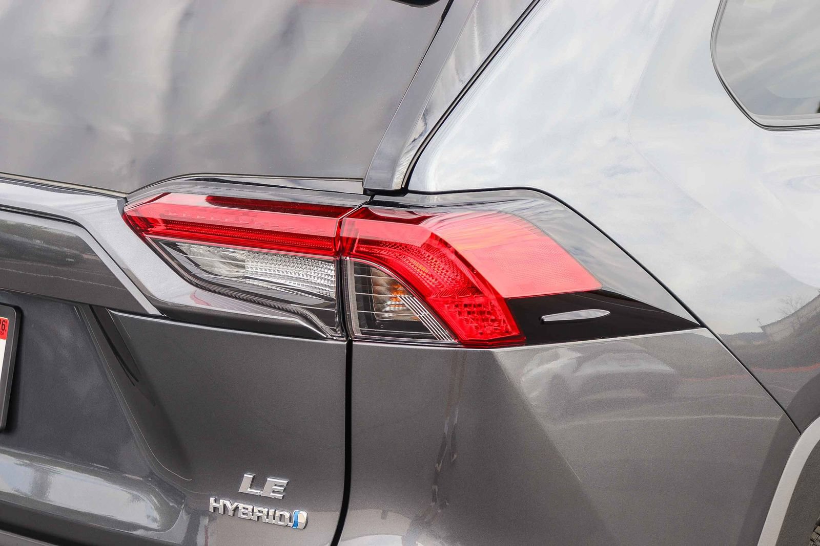 Certified 2024 Toyota RAV4 LE AWD/4WD image 8