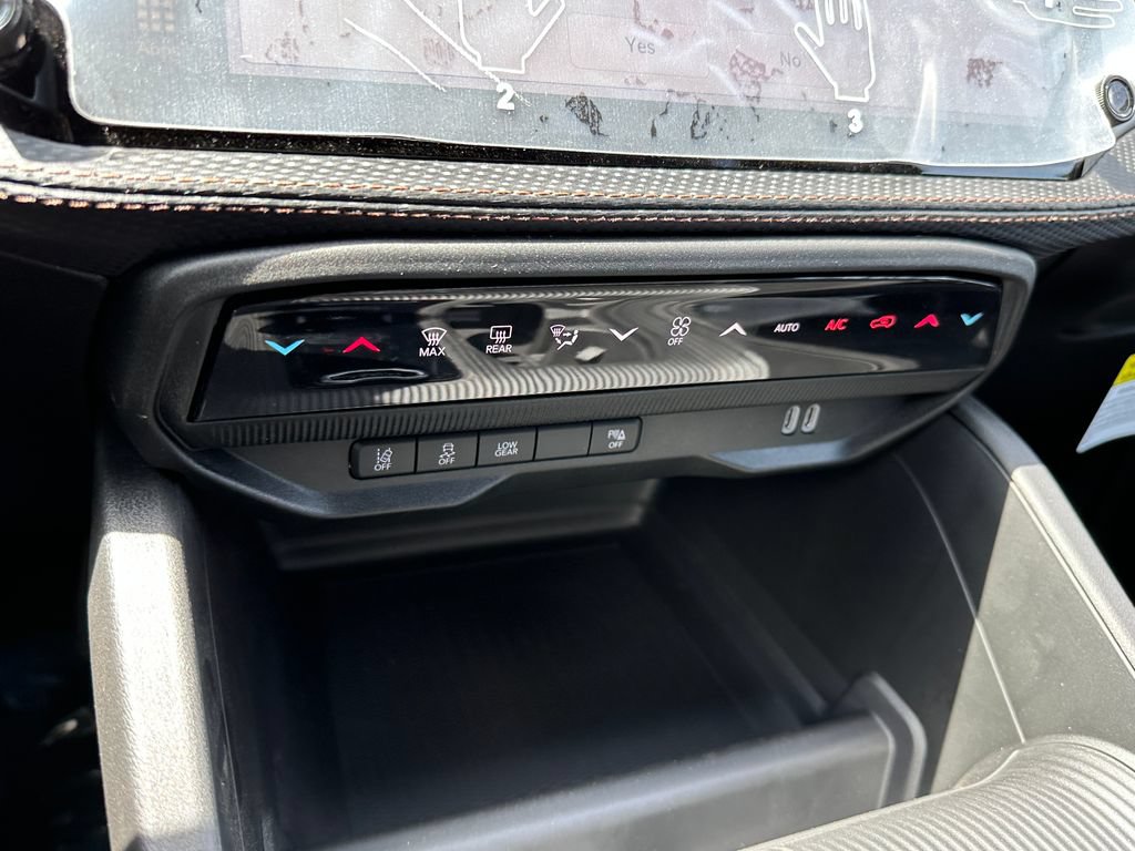 New 2026 Jeep Cherokee Limited AWD/4WD image 30