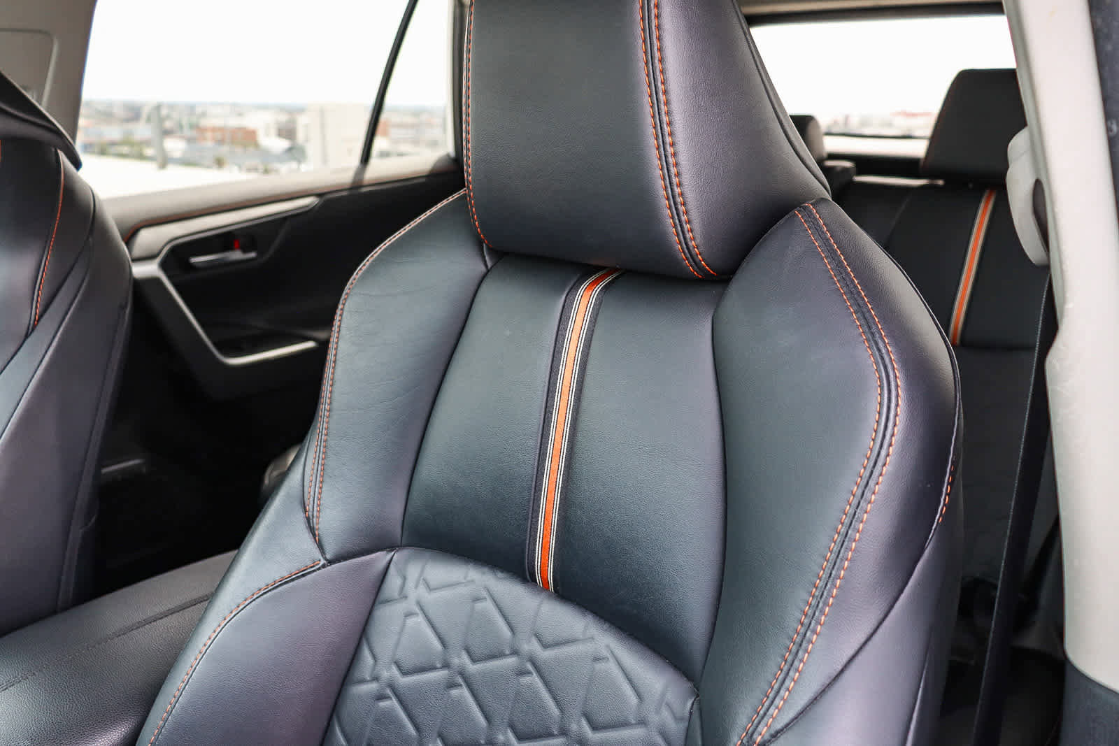 Used 2024 Toyota RAV4 Adventure image 27