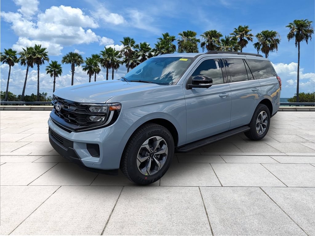 New 2027 Ford Expedition Active RWD image 3
