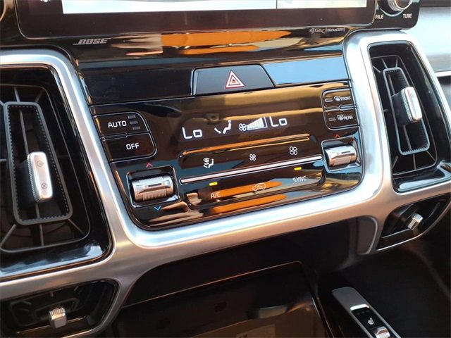 Used 2022 Kia Sorento SX Prestige w/ Rust Color Package image 28