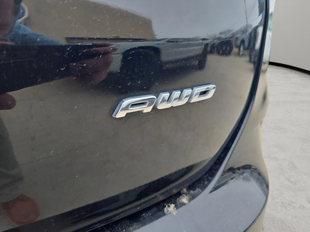 Used 2022 Ford Edge Titanium AWD/4WD image 40