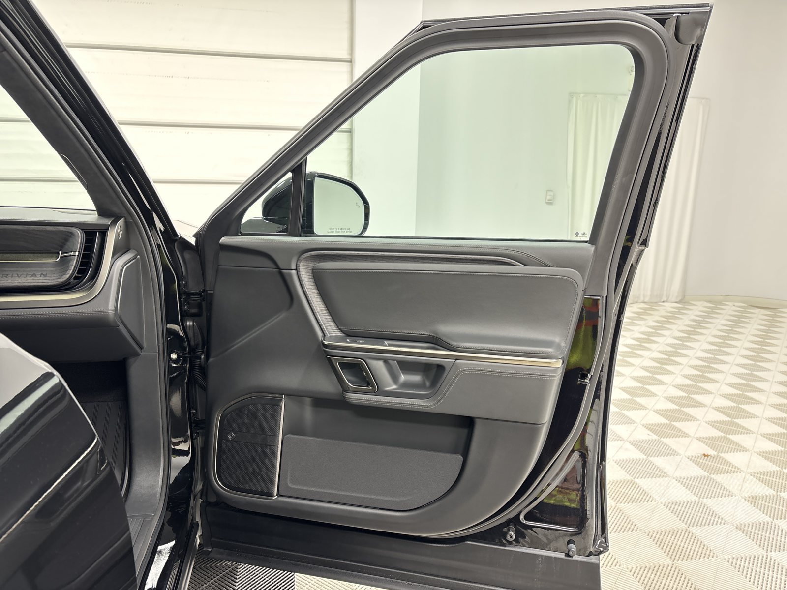 Used 2023 Rivian R1S Adventure Quad AWD/4WD image 18
