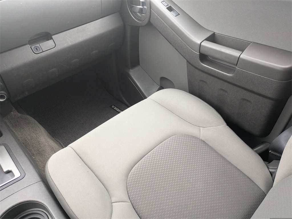 Used 2015 Nissan Xterra S w/ Value Package image 16