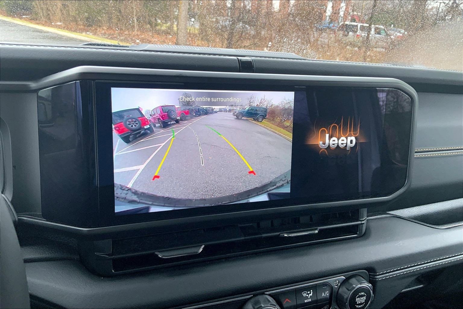 Certified 2025 Jeep Wrangler Sahara image 26