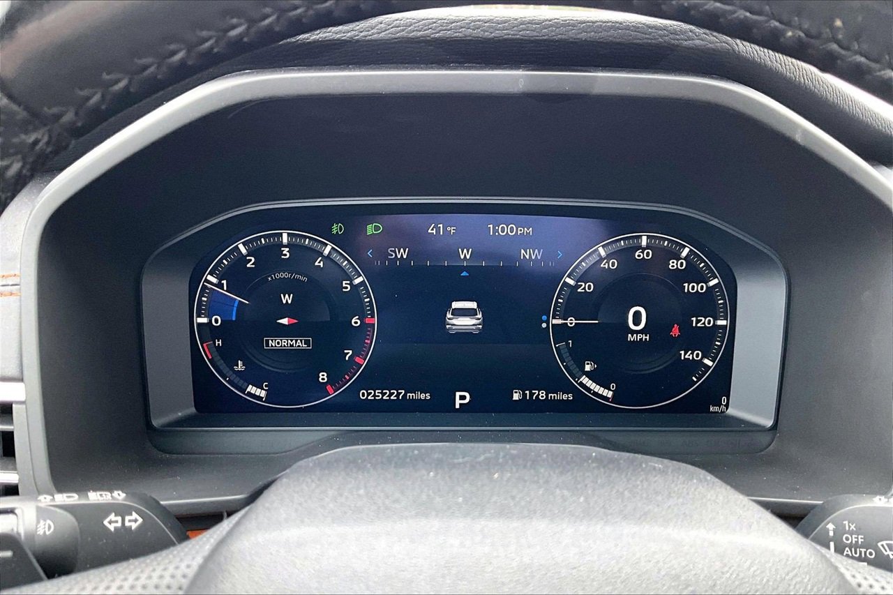 Used 2022 Mitsubishi Outlander SEL image 9