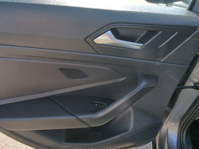 Used 2024 Volkswagen Jetta SE FWD image 21
