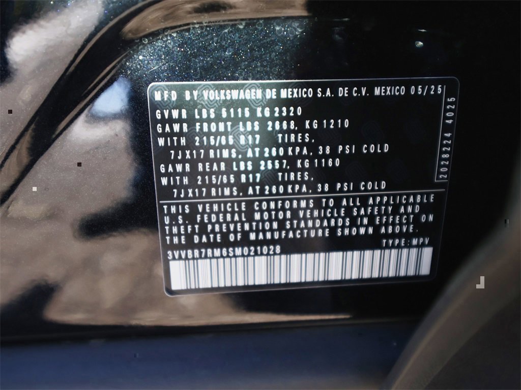 Certified 2025 Volkswagen Tiguan S image 29