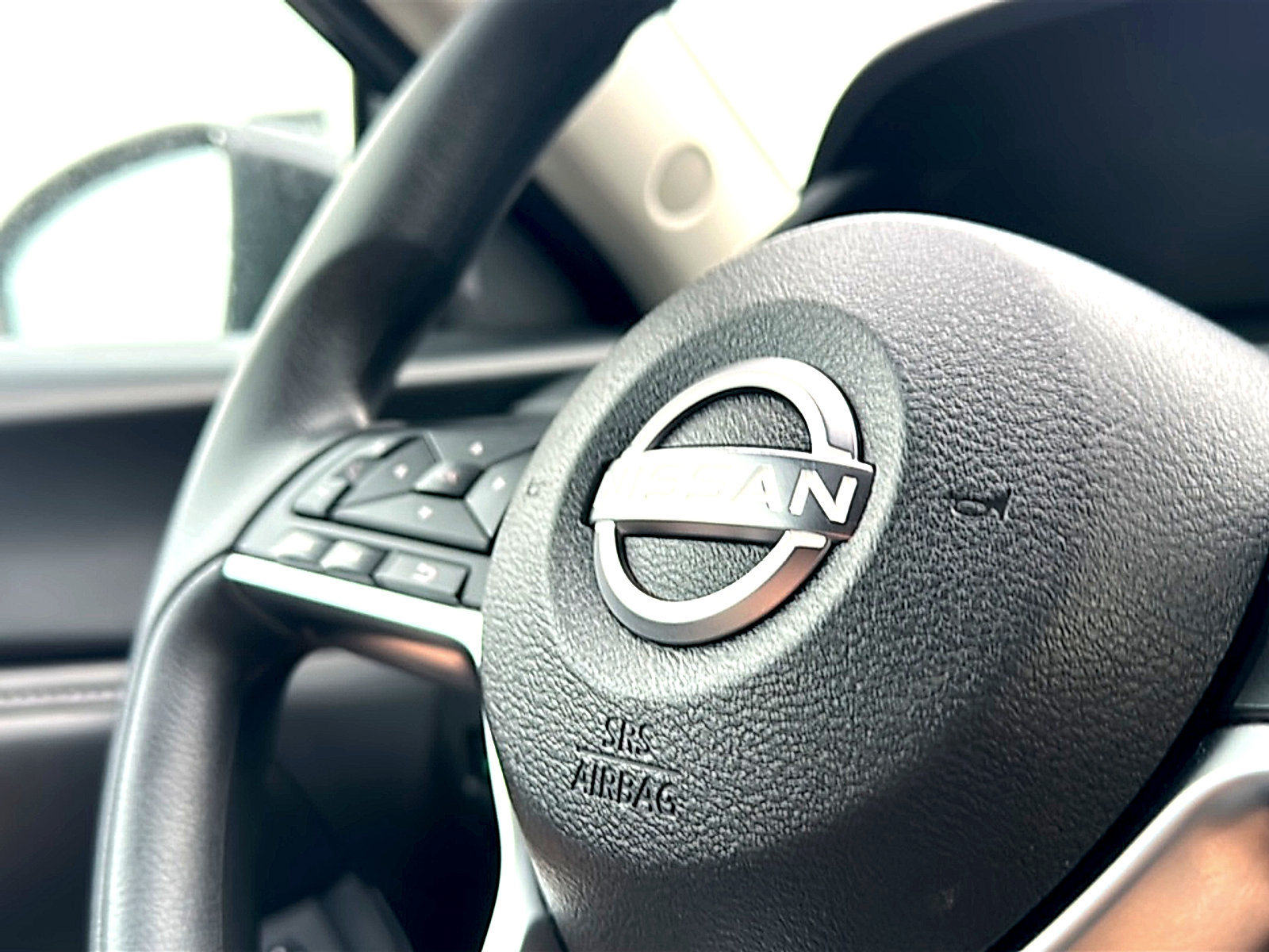 Used 2024 Nissan Sentra SV FWD image 30