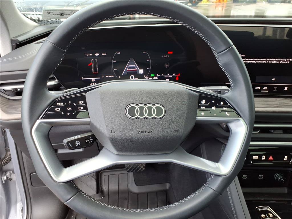 Certified 2025 Audi Q5 Premium Plus w/ Premium Plus AWD/4WD image 15