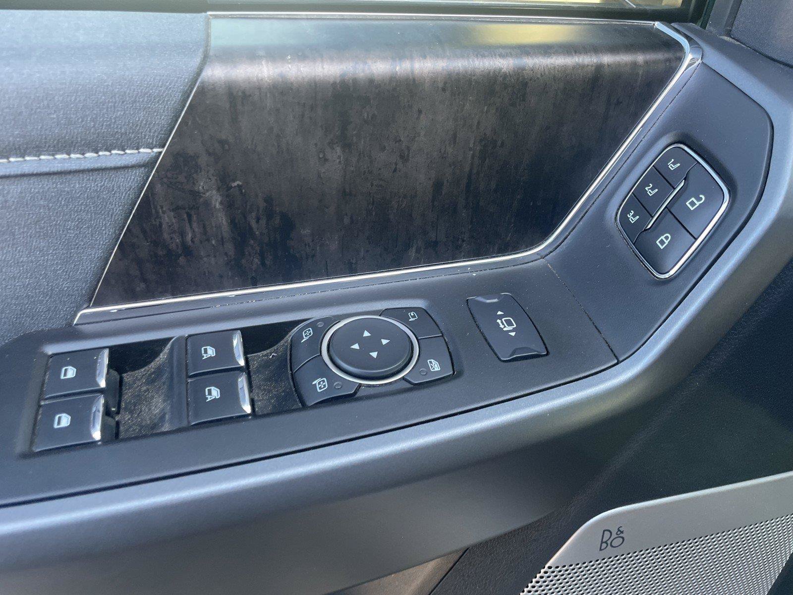 Used 2025 Ford F250 Lariat AWD/4WD image 10