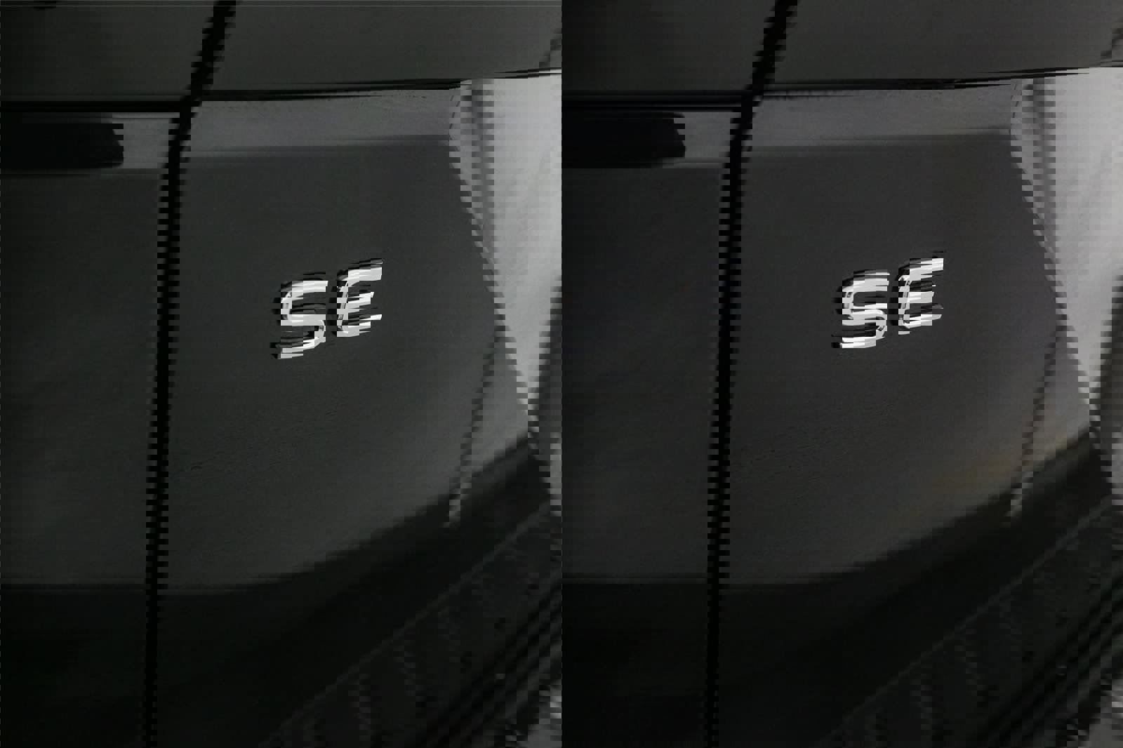 New 2026 Volkswagen Atlas Peak Edition image 11