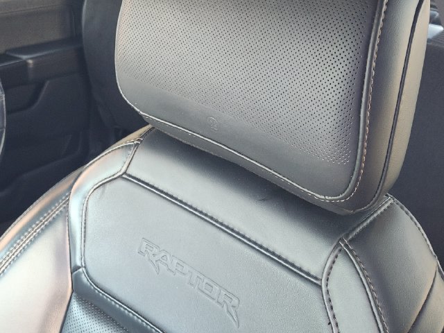 Used 2023 Ford F150 Raptor w/ Raptor Carbon Fiber Package AWD/4WD image 18