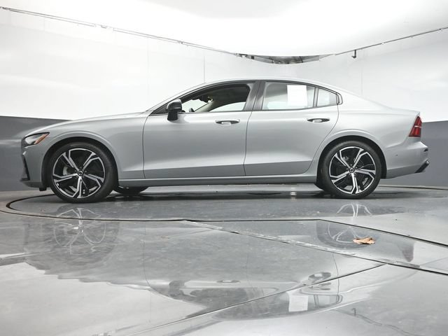 Used 2024 Volvo S60 B5 Plus w/ Protection Package Premier FWD image 35