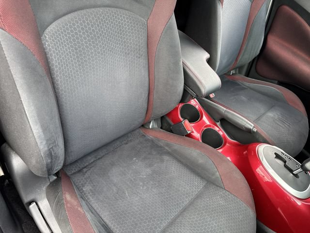 Used 2013 Nissan Juke SV AWD/4WD image 29