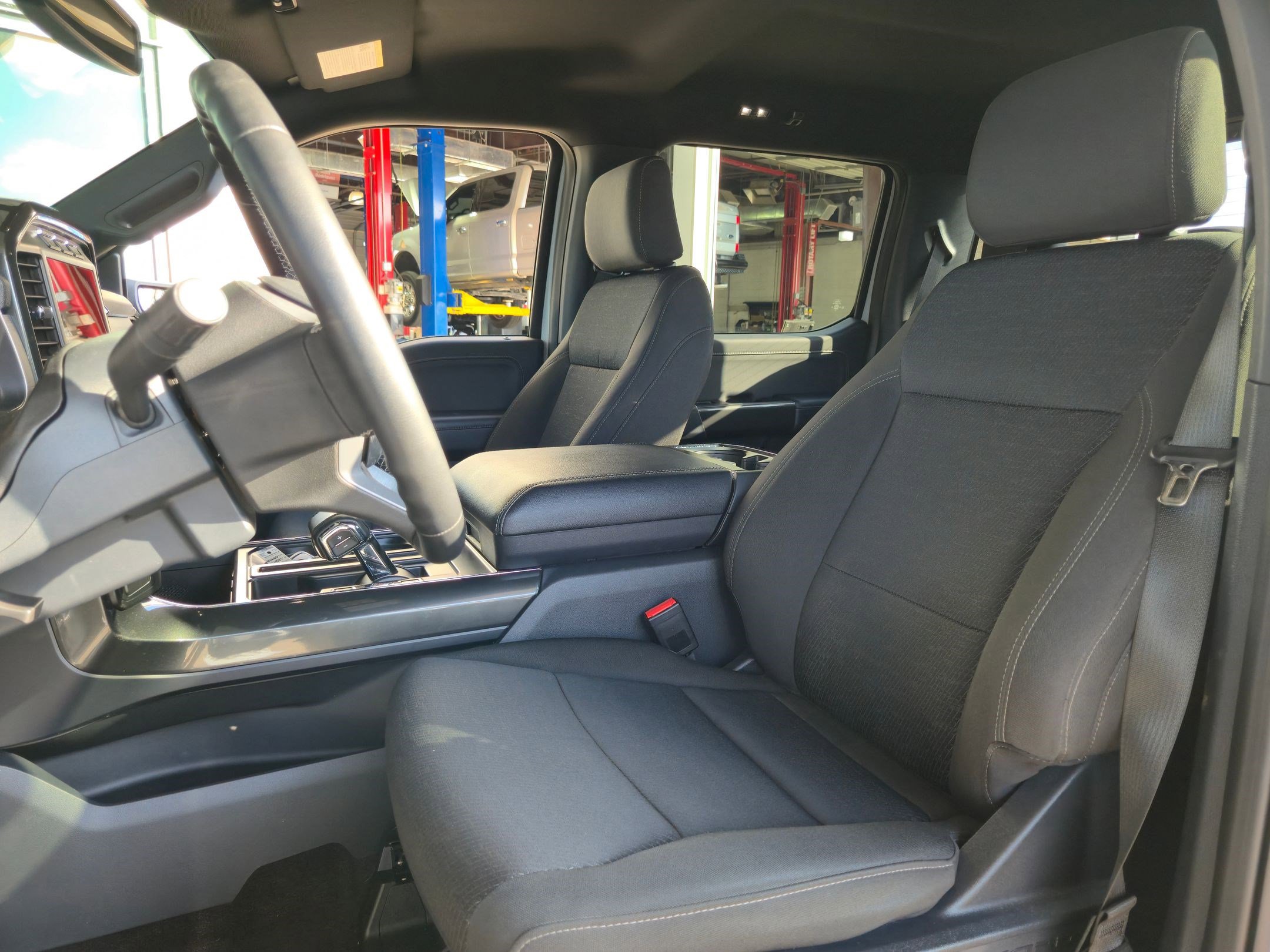 Used 2023 Ford F150 XLT w/ Equipment Group 302A High image 15