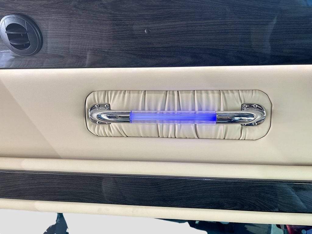 Used 2022 Mercedes-Benz Sprinter 2500 image 28