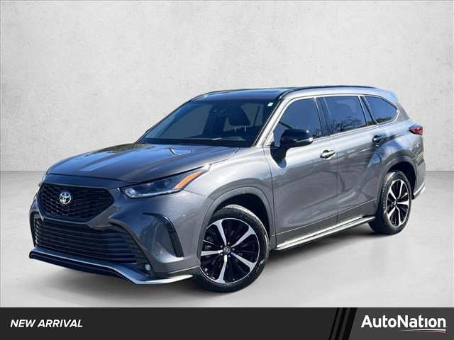 Certified 2022 Toyota Highlander XSE