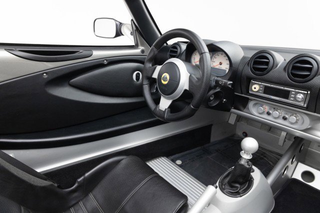 Used 2005 Lotus Elise image 34