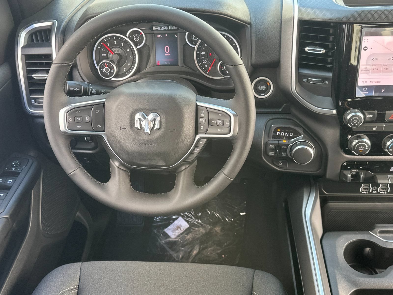 New 2026 RAM 1500 Big Horn AWD/4WD image 14