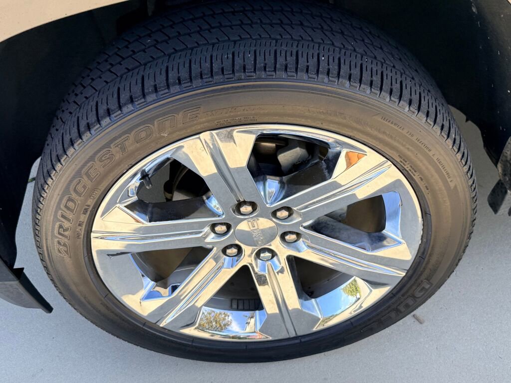 Used 2019 GMC Yukon XL SLE w/ Convenience Package image 17