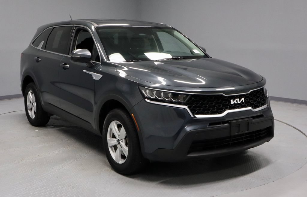 Used 2023 Kia Sorento LX