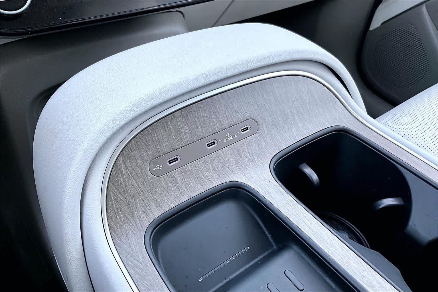 Certified 2026 Hyundai Palisade SEL AWD/4WD image 28
