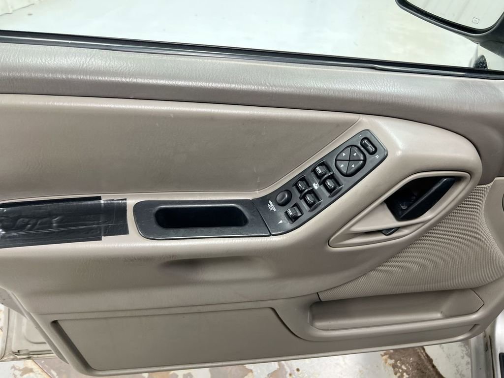 Used 2002 Jeep Grand Cherokee Sport image 19