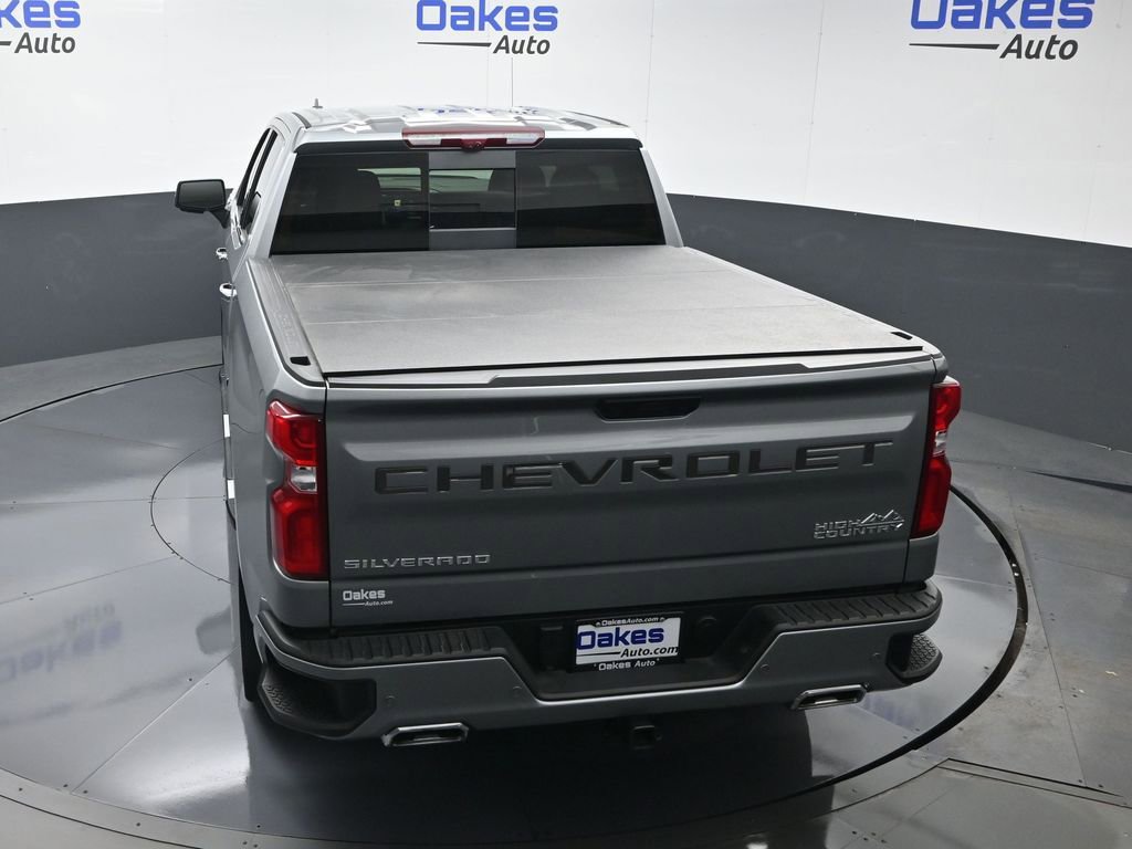 Used 2025 Chevrolet Silverado 1500 High Country w/ Technology Package AWD/4WD image 53