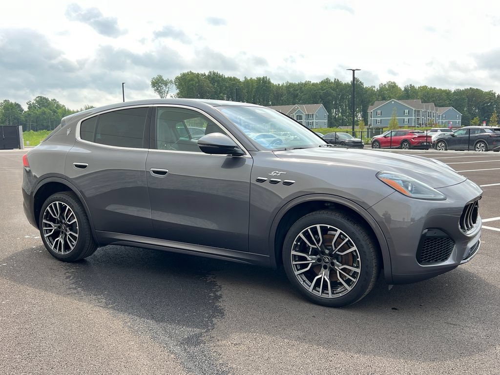 Used 2023 Maserati Grecale GT AWD/4WD image 2