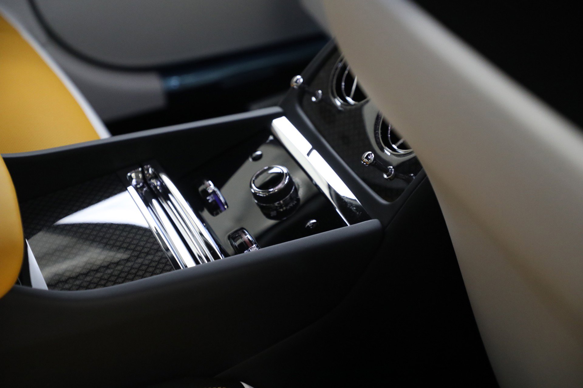 Certified 2025 Rolls-Royce Spectre Black Badge image 24