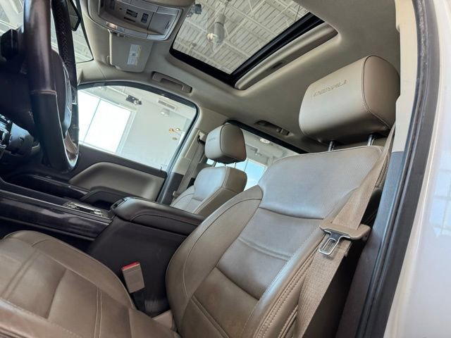 Used 2015 GMC Sierra 1500 Denali w/ Driver Alert Package image 9