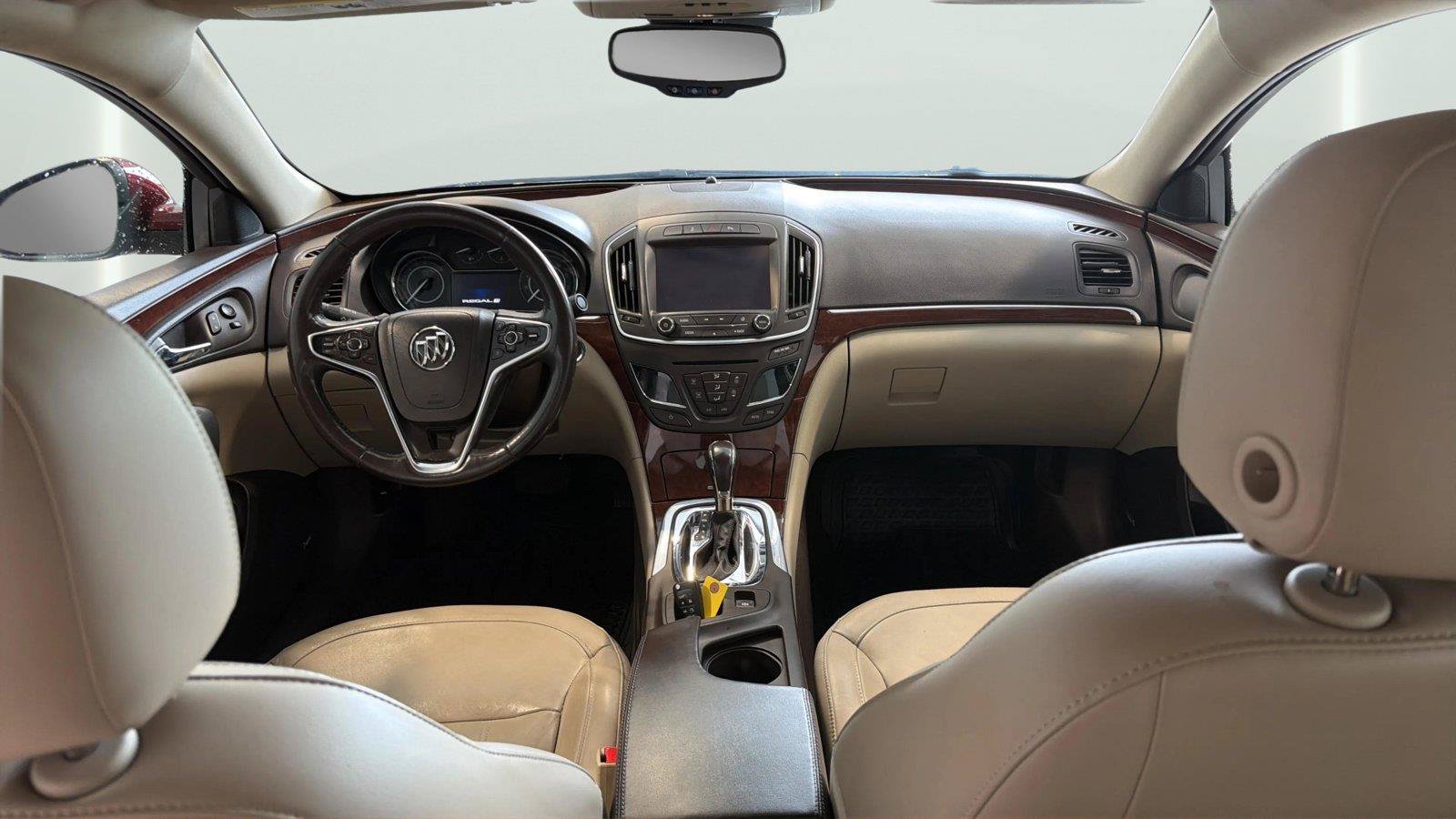 Used 2016 Buick Regal Premium FWD image 17