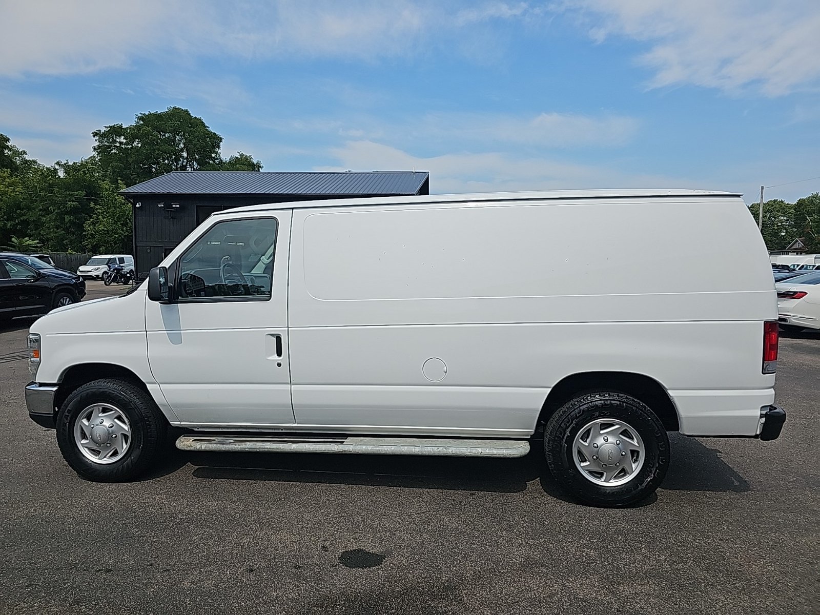 Used 2014 Ford E-250 and Econoline 250 w/ Power Group RWD image 7