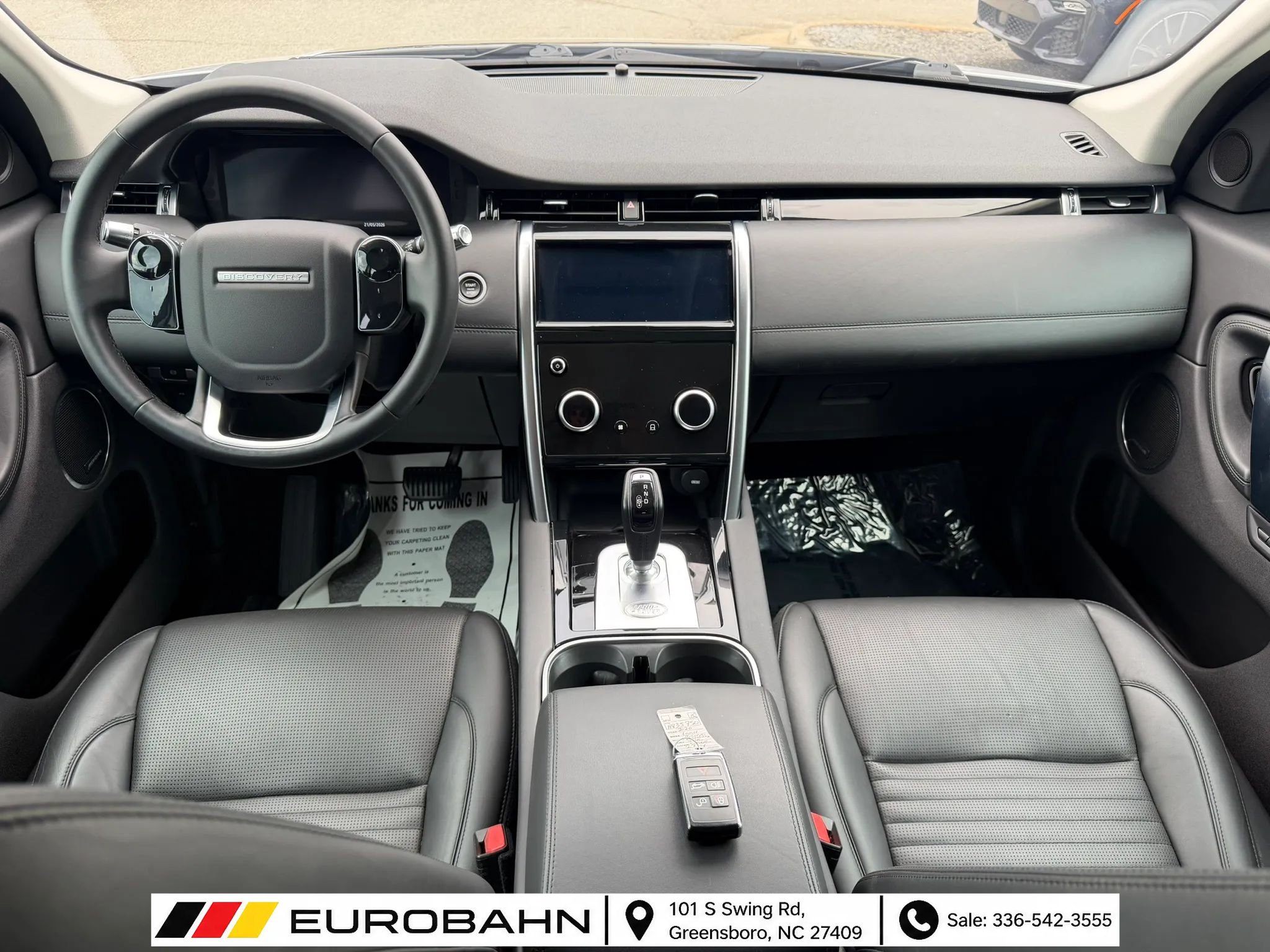 Used 2020 Land Rover Discovery Sport SE AWD/4WD image 15