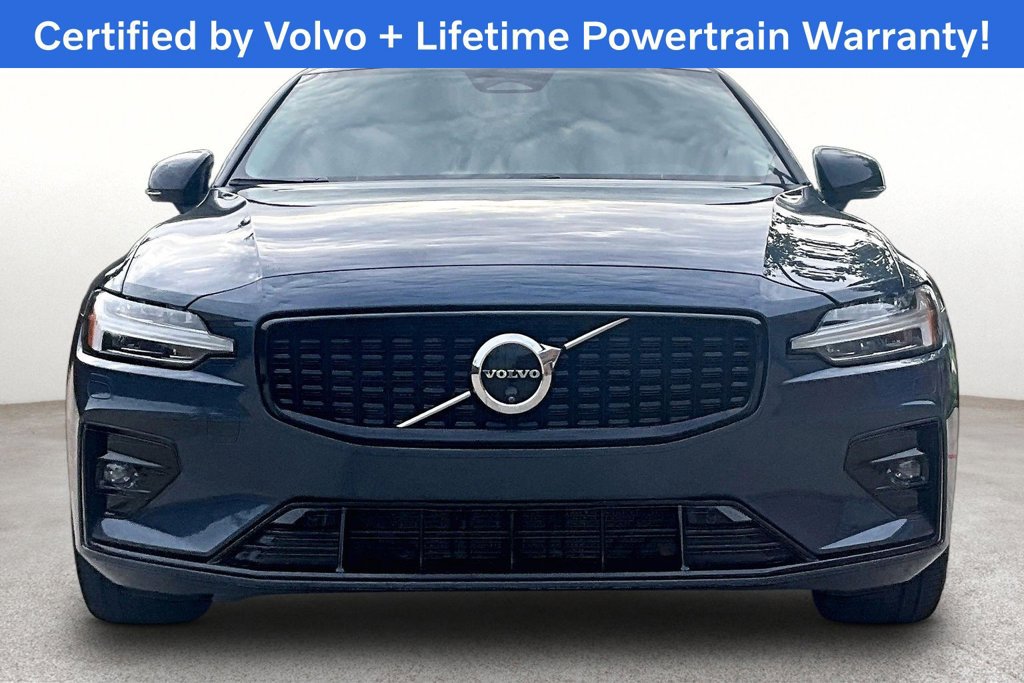 Used 2024 Volvo S60 B5 Plus w/ Climate Package FWD image 4