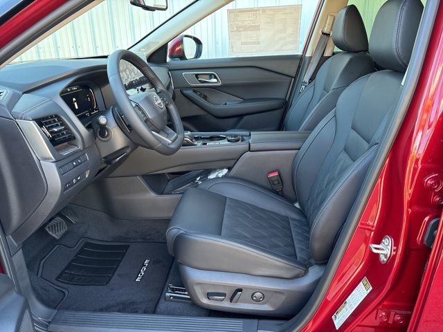 New 2026 Nissan Rogue Platinum w/ Platinum Premium Package image 12