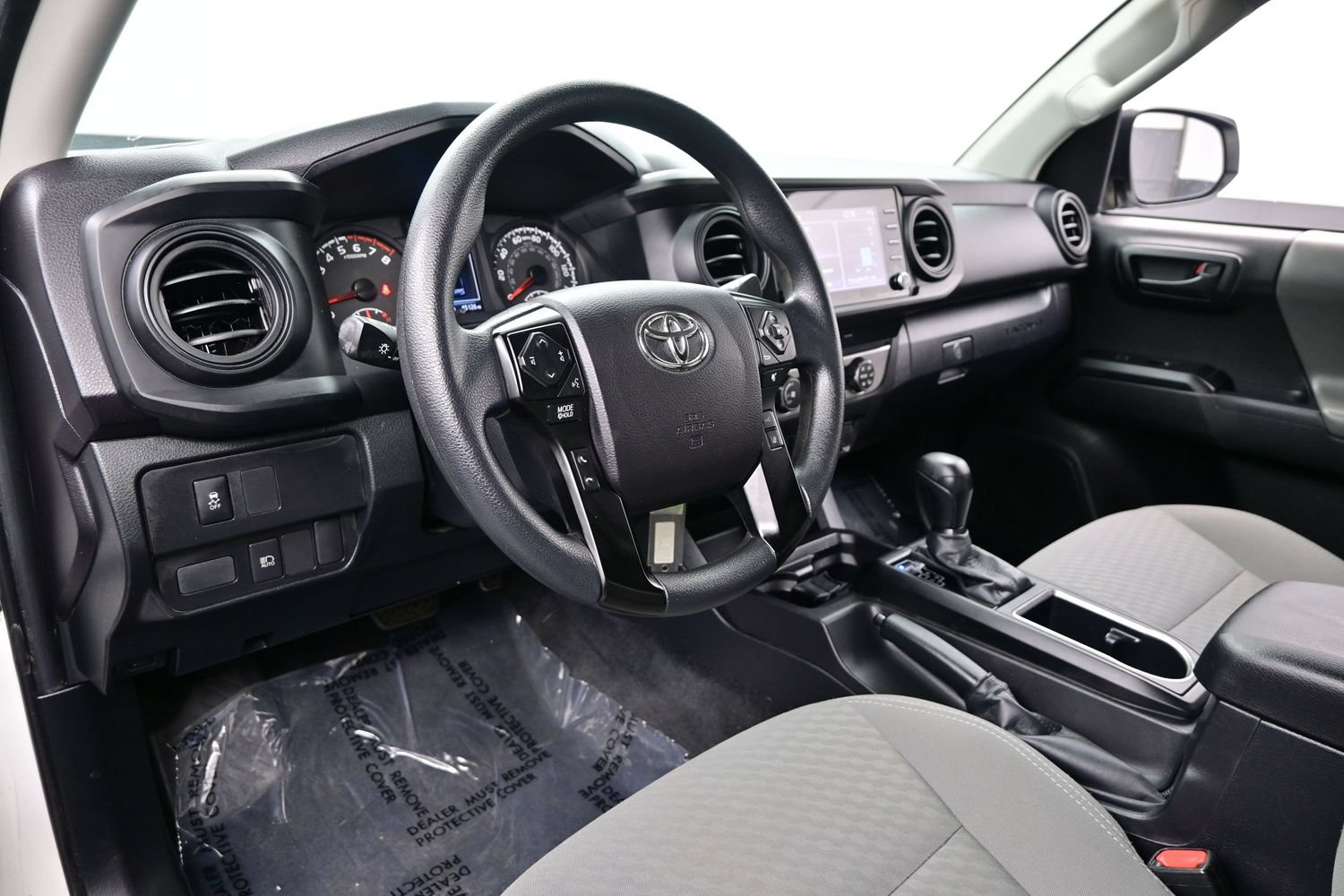 Used 2022 Toyota Tacoma SR AWD/4WD image 12