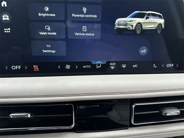 New 2026 Lincoln Aviator 2WD image 19
