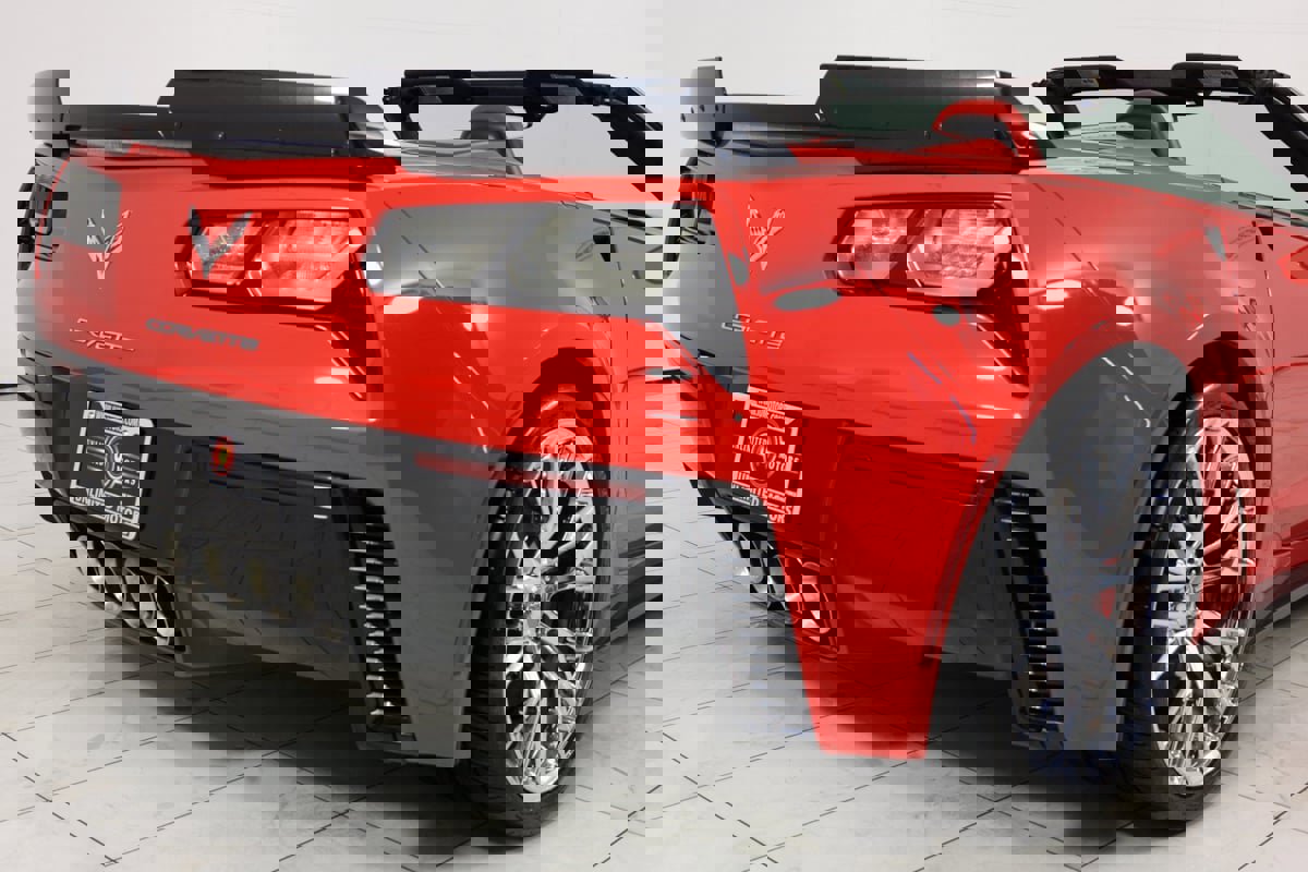 Used 2016 Chevrolet Corvette Z06 w/ 3LZ Preferred Equipment Group image 44