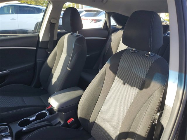 Used 2016 Hyundai Elantra GT w/ Option Group 02 image 12